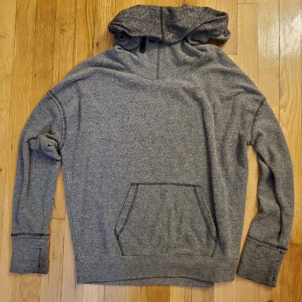 Kensie performance quick dry M Grey sweater